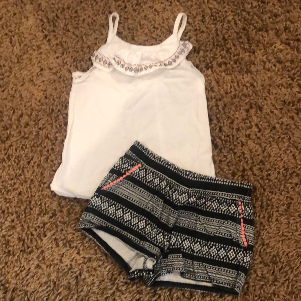 Girls OshKosh Sz 3T shirt/short set